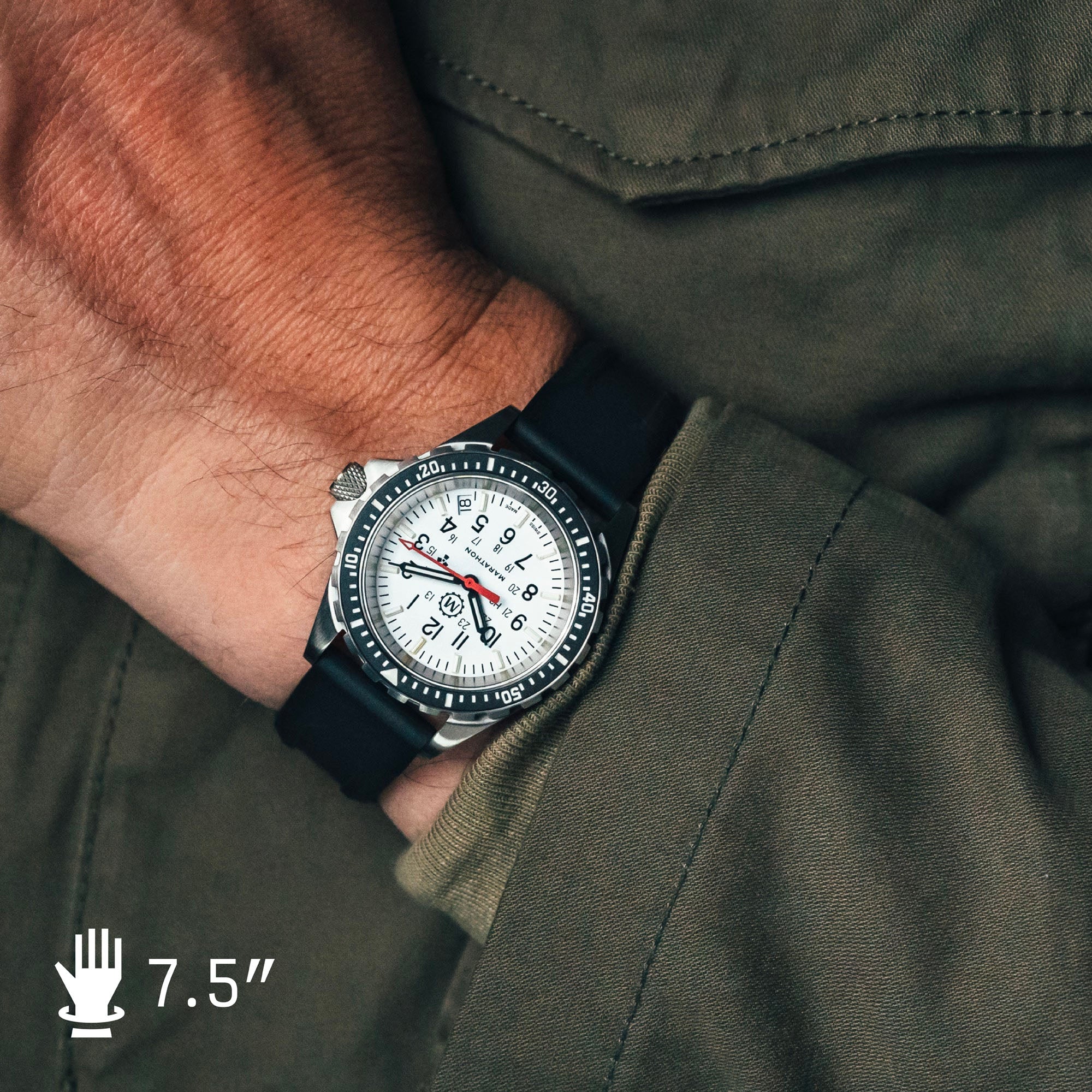 36mm Arctic Edition Medium Diver's Quartz (MSAR Quartz) 6 36mm Arctic Edition Medium Diver's Quartz (MSAR Quartz)
