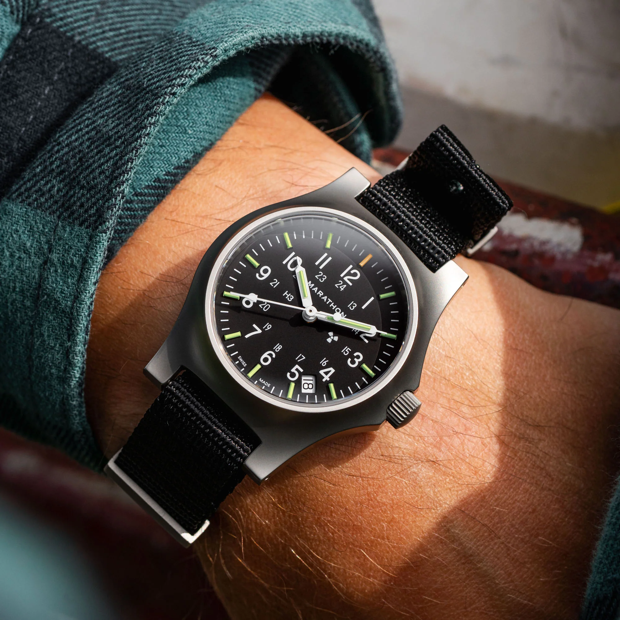 36mm Officer's Quartz w/ Date (GPQ-D) on Nylon DEFSTAN 4 36mm Officer's Quartz w/ Date (GPQ-D) on Nylon DEFSTAN