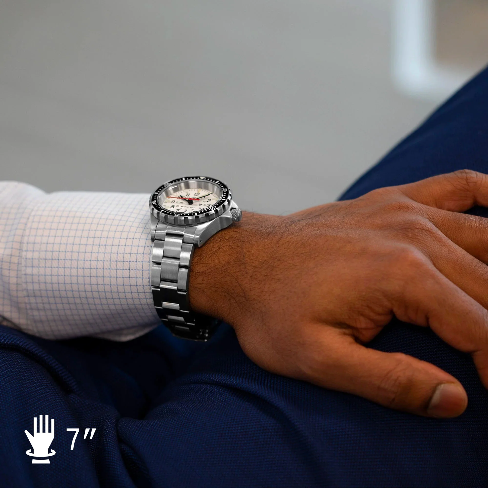 36mm Arctic Edition Medium Diver's Quartz (MSAR Quartz) with Stainless Steel Bracelet 7 36mm Arctic Edition Medium Diver's Quartz (MSAR Quartz) with Stainless Steel Bracelet