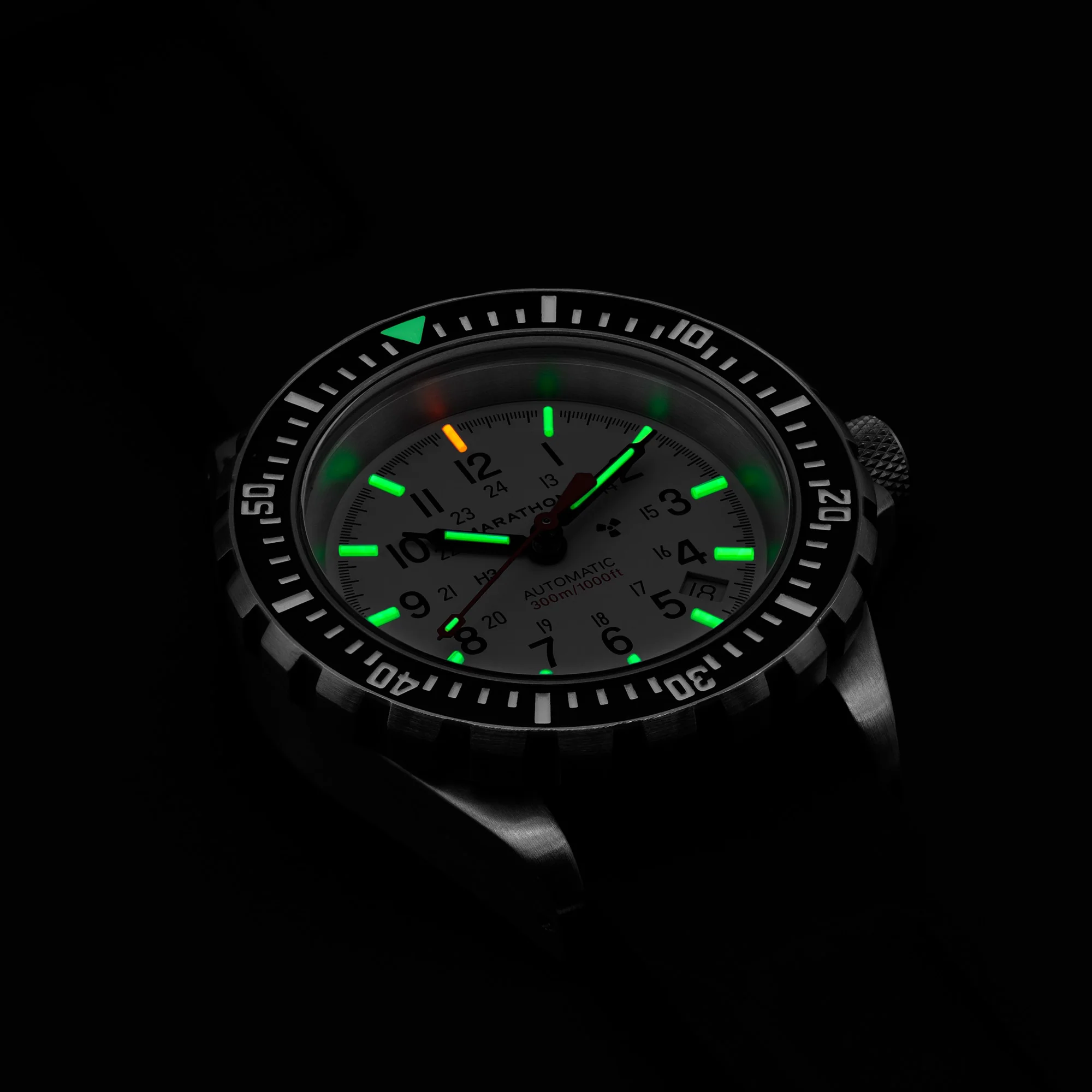 41mm Arctic Edition Large Diver's Automatic (GSAR) 4 41mm Arctic Edition Large Diver's Automatic (GSAR)