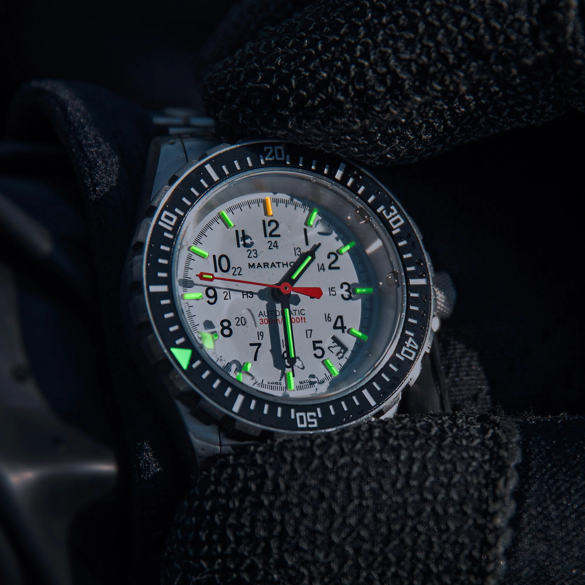 41mm Arctic Edition Large Diver's Automatic (GSAR) with Stainless Steel Bracelet
