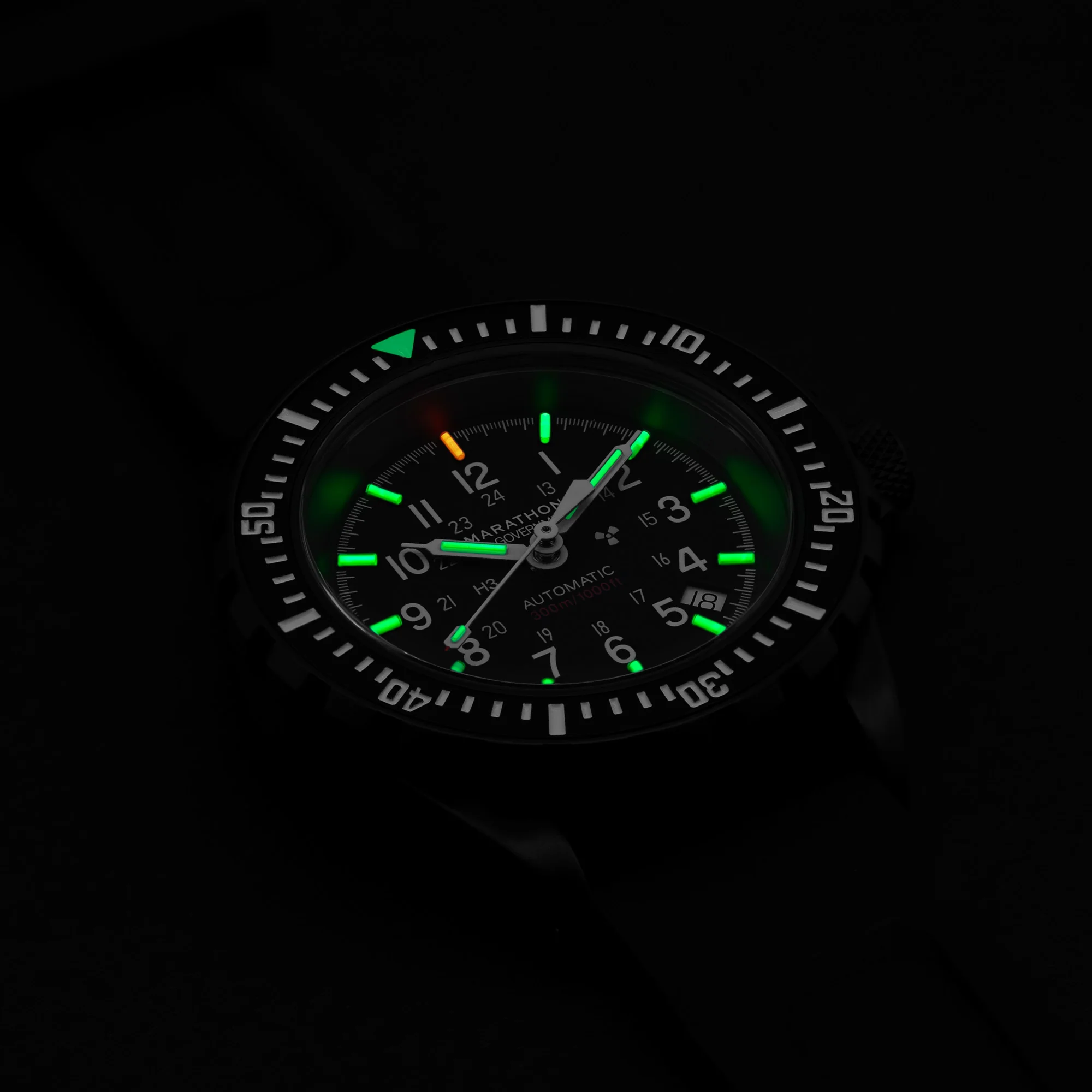 41mm Anthracite Large Diver's Automatic (GSAR) with Stainless Steel Bracelet