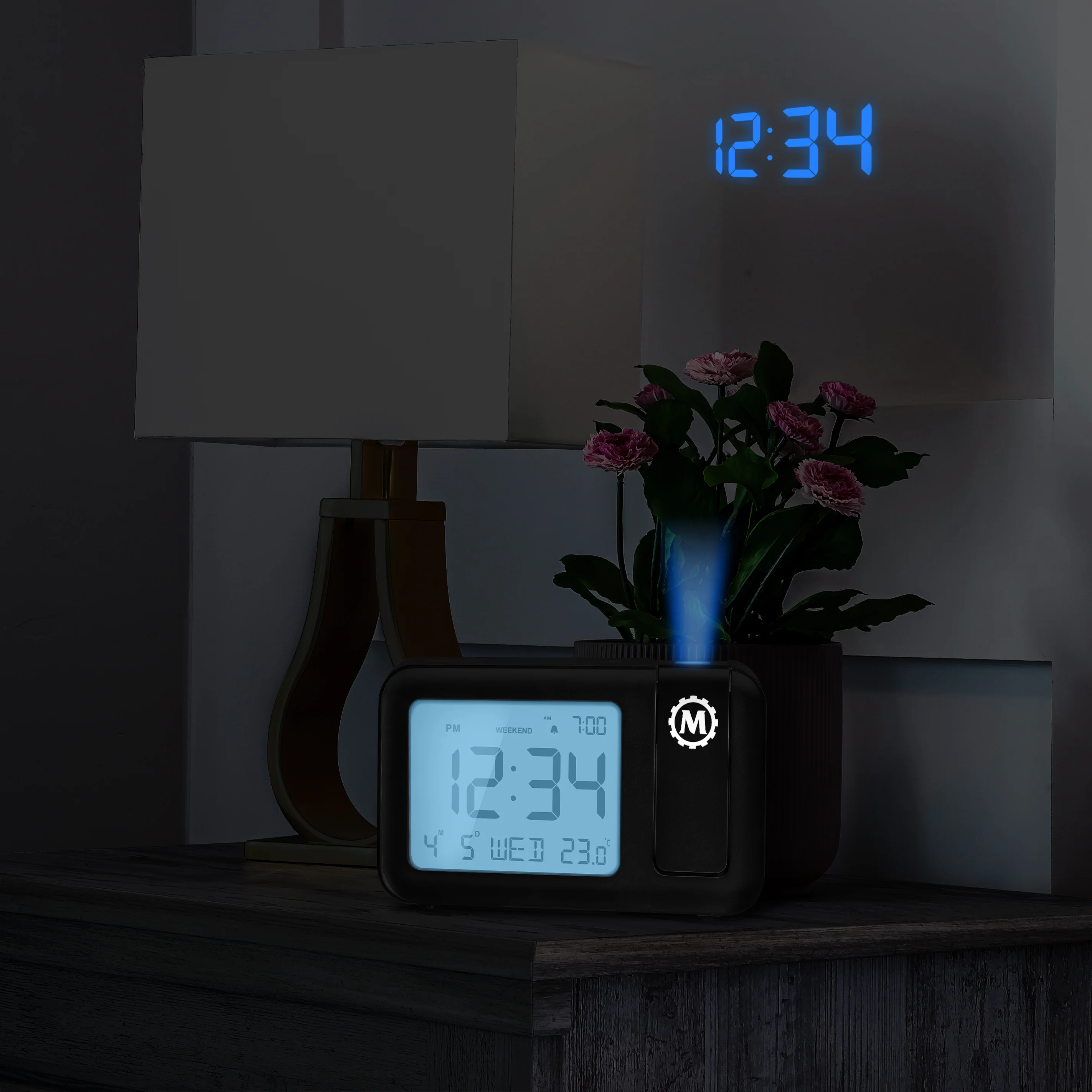 Projection Clock with Large Display and Backlight