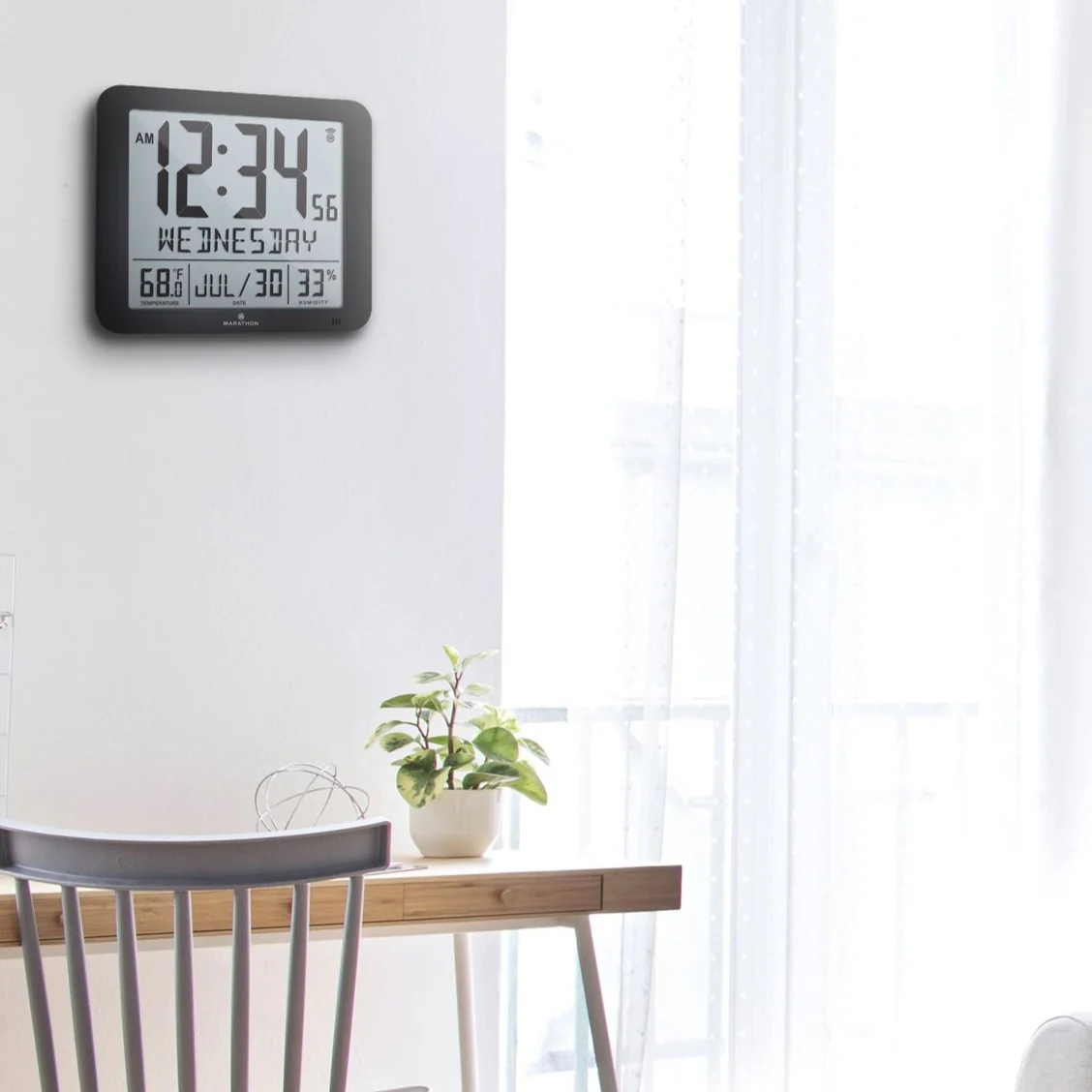 Slim Self-Setting Wall Clock with Full Calendar Display, Temperature & Humidity 11 Slim Self-Setting Wall Clock with Full Calendar Display, Temperature & Humidity