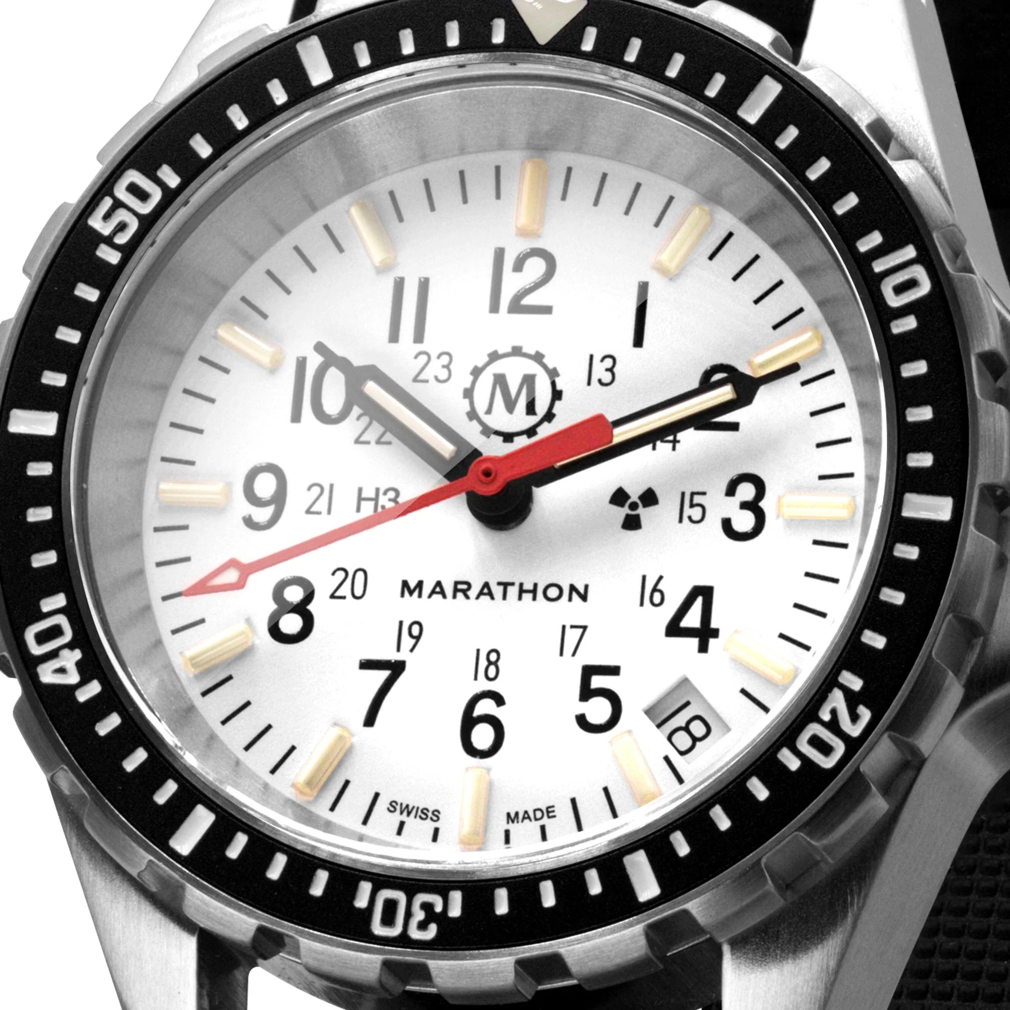 36mm Arctic Edition Medium Diver's Quartz (MSAR Quartz) with Stainless Steel Bracelet 5 36mm Arctic Edition Medium Diver's Quartz (MSAR Quartz) with Stainless Steel Bracelet