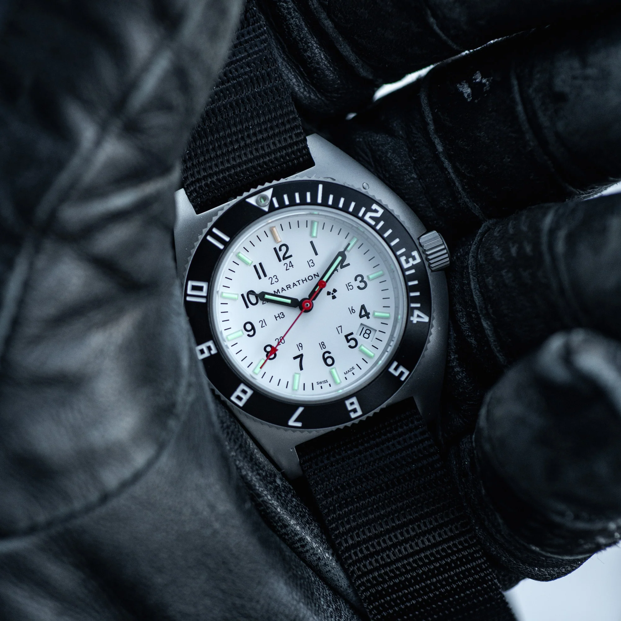 41mm Arctic Steel Navigator w/ Date (SSNAV-D) on Ballistic Nylon 8 41mm Arctic Steel Navigator w/ Date (SSNAV-D) on Ballistic Nylon