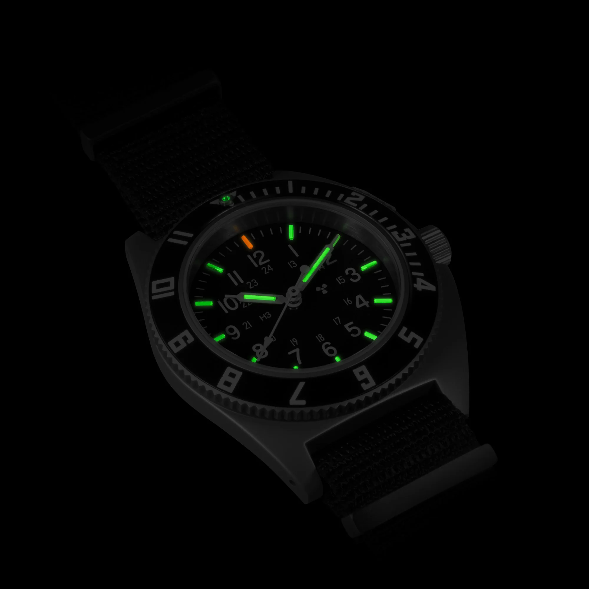 41mm Steel Navigator (SSNAV) on Nylon DEFSTAN 2 41mm Steel Navigator (SSNAV) on Nylon DEFSTAN