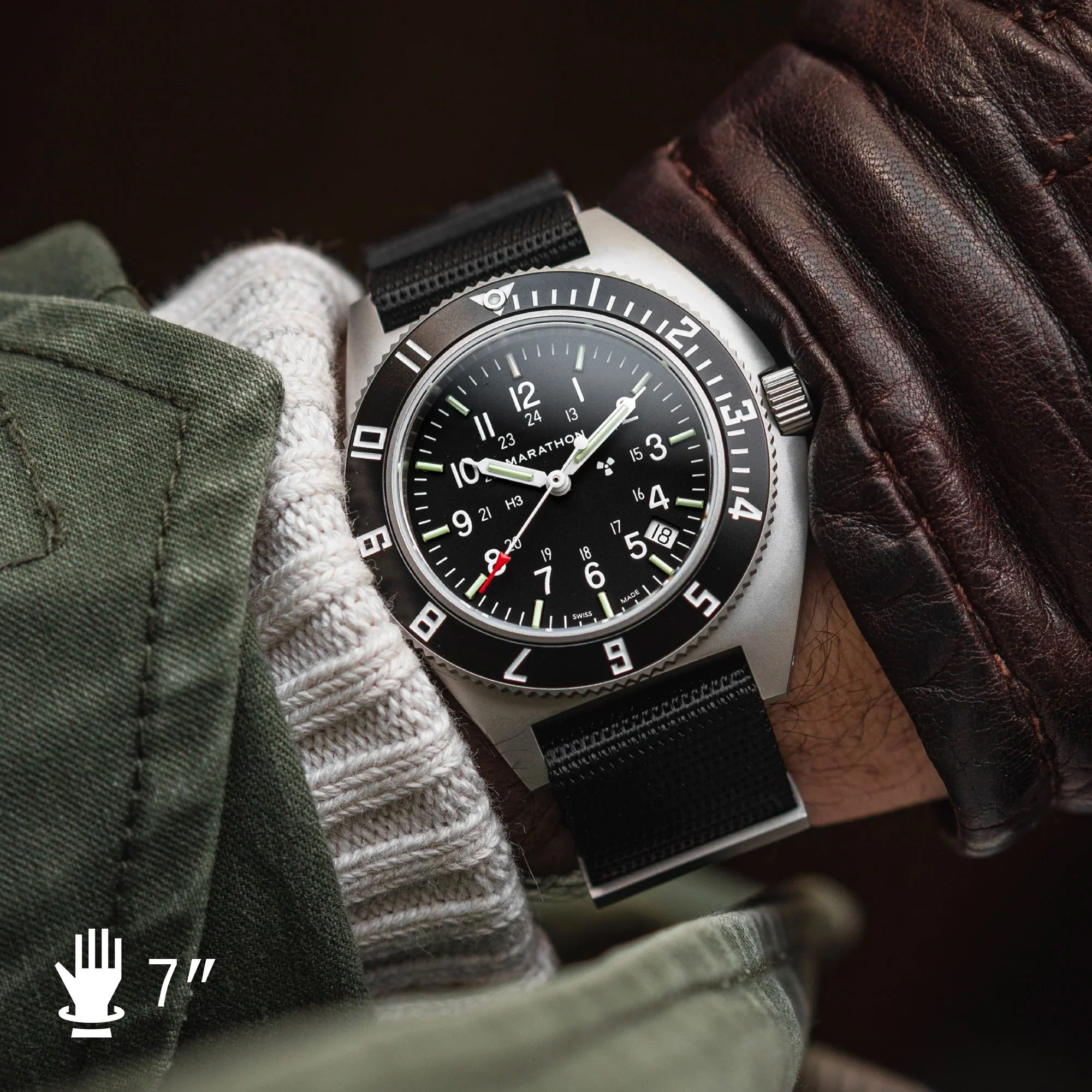 41mm Steel Navigator w/ Date (SSNAV-D) on Nylon DEFSTAN 4 41mm Steel Navigator w/ Date (SSNAV-D) on Nylon DEFSTAN