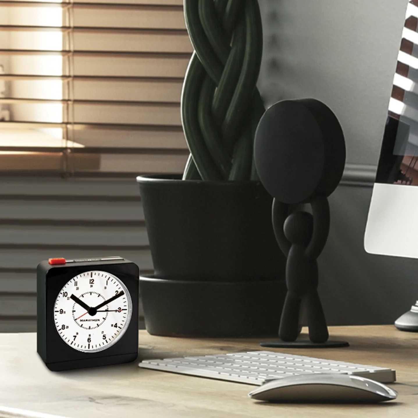 Analog Desk Alarm Clock with Auto Backlight