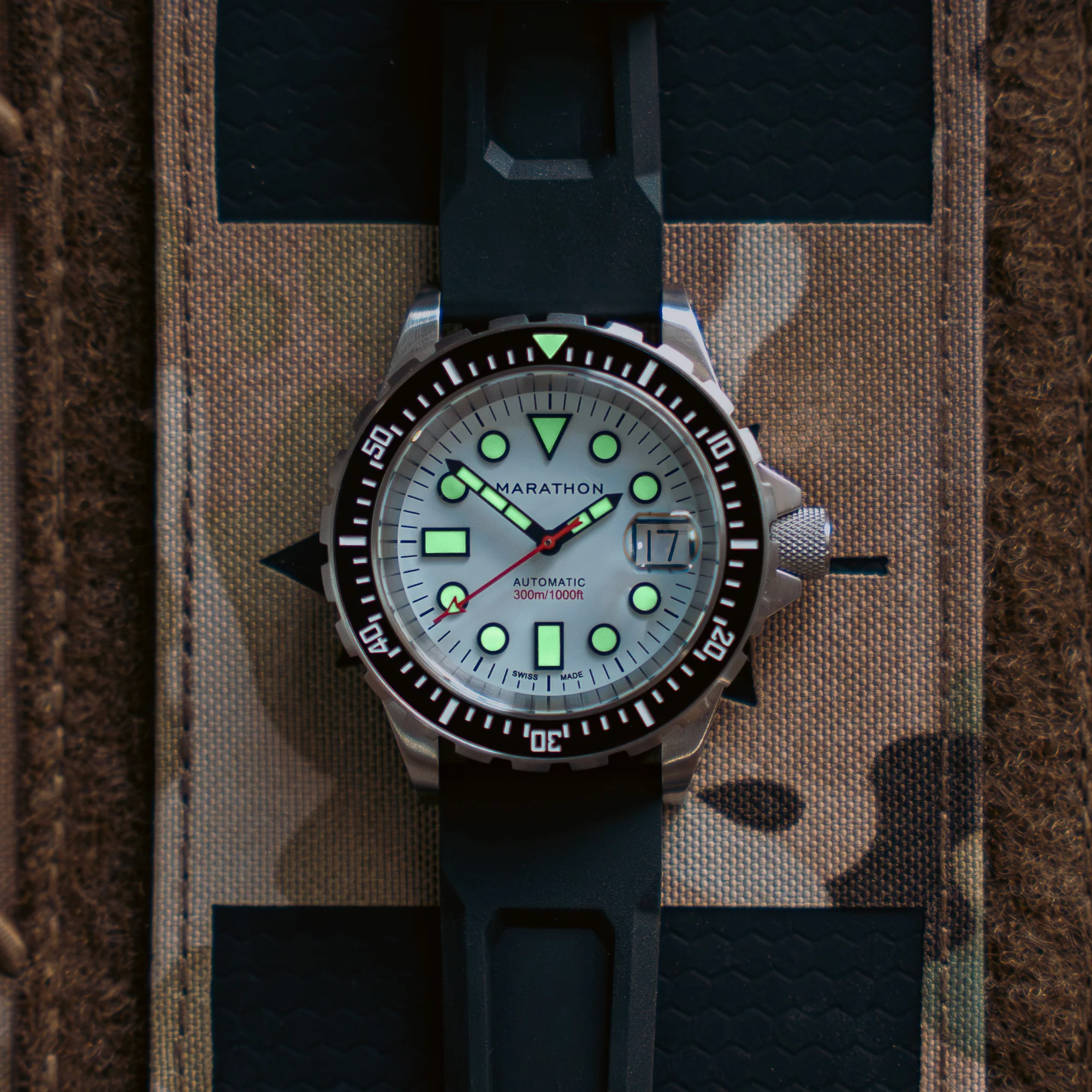 36mm Arctic Original SAR w/ Date on 3-Piece Rubber Strap Kit (OSAR-D)