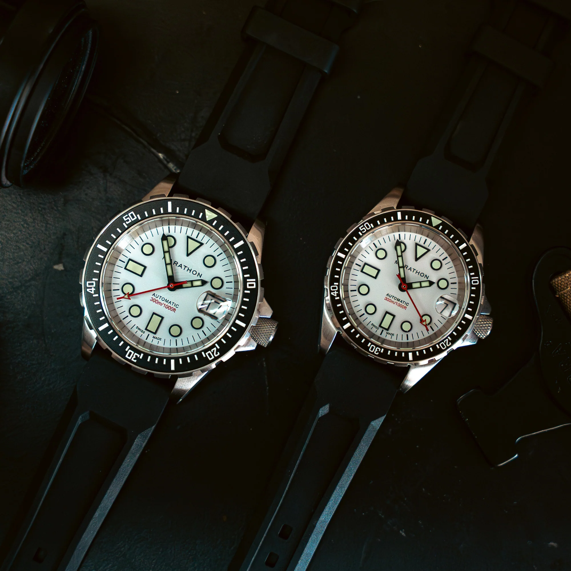 36mm Arctic Original SAR w/ Date on 3-Piece Rubber Strap Kit (OSAR-D)